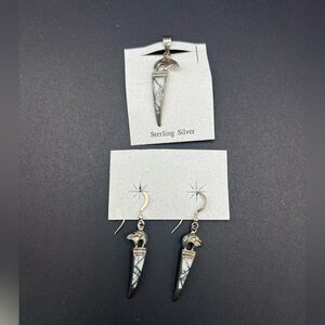 ⚠️ PRICE DROP⚠️ 
White Buffalo Jasper Earrings and Pendant in Sterling Silver